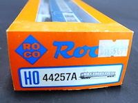 Roco remorque d'autorail (bijwagen/trailer voor een motorwagen) van de franse spoorwegen (sncf), specifiek het type xr abd 1/2 klasse kmm.lt. - afbeelding 3 van  3