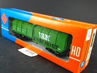 Roco spoorgoederenwagon van de nederlandse spoorwegen (ns), uitgevoerd in de karakteristieke groene kleurstelling met 'vam compost'-opdruk modelnr: 4368 - afbeelding 1 van  3