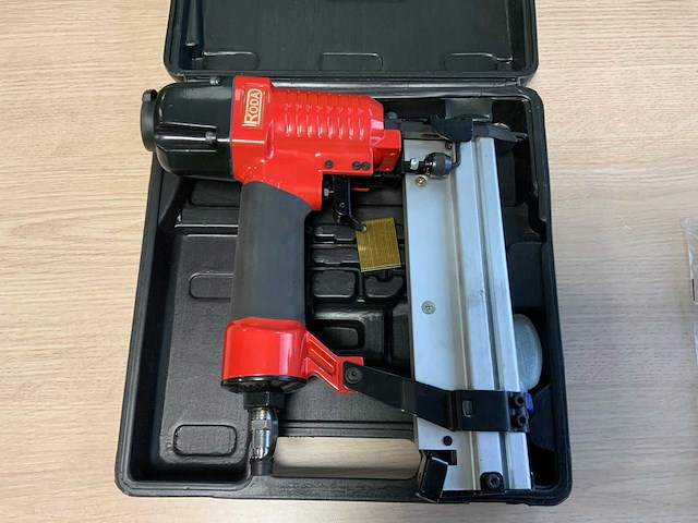 Roda 5040 pneumatische tacker - afbeelding 2 van  3