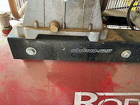 Roda / fiac abd 500-525 industriële zuigercompressor 270 liter – 5,5 kw – 400 v - afbeelding 6 van  7