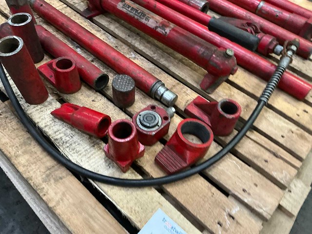 Rodac 10 ton handhydraulische uitdeukset - afbeelding 2 van  6