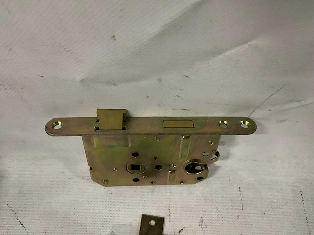 Rodax - cilinderslot pc55 doormaat 50mm / voorplaat:174x20mm (links/rechts) (100x) - afbeelding 1 van  1