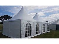 Röder - es64 - puntdak - pagoda tent (3x)