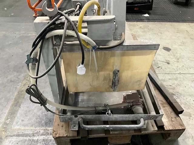 Rodia 406ts steenzaagmachine - afbeelding 6 van  6