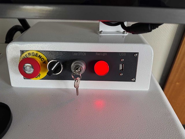 Rodin - 2026 - mdfa 10030 - lasersnijmachine - afbeelding 3 van  5