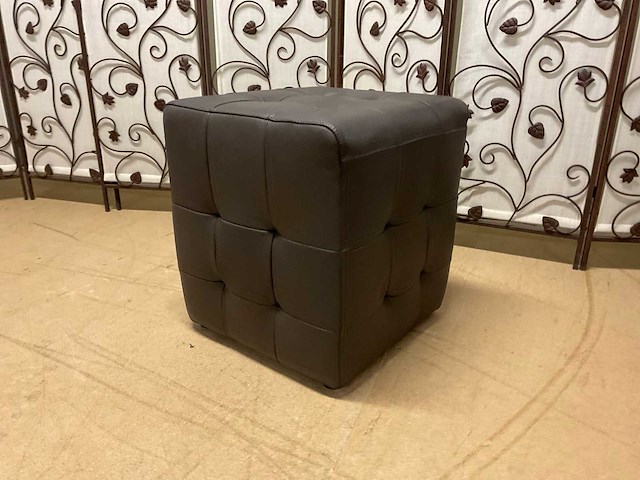 Rodu poef - afbeelding 2 van  9