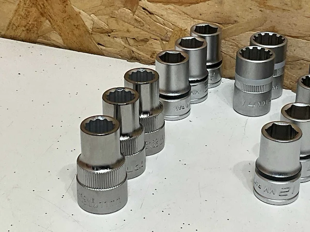 Roebuck diverse doppen (53x) - afbeelding 12 van  18