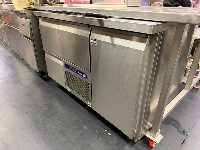Roeder - 2024 - fp0-e230 - koelwerkbank - afbeelding 1 van  5