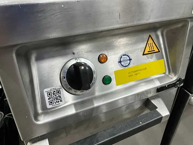 Roeder elektrisch friteuse - afbeelding 9 van  10