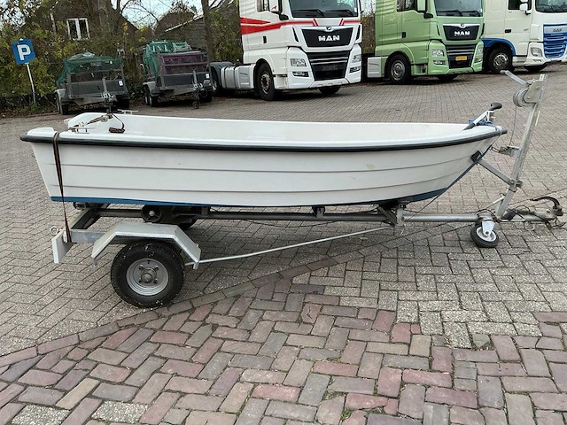 Roeiboot - afbeelding 9 van  15