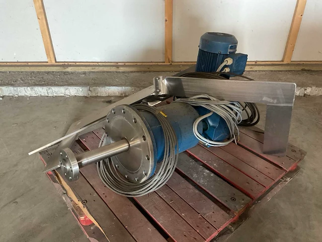 Roerwerkaandrijving / tankmixer - afbeelding 2 van  7