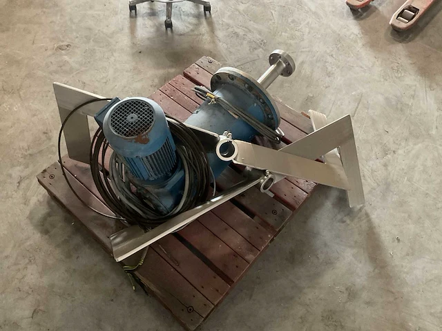 Roerwerkaandrijving / tankmixer - afbeelding 6 van  7