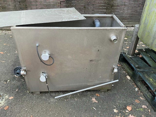 Roestvaststalen opslagtank met vlotter - afbeelding 2 van  5