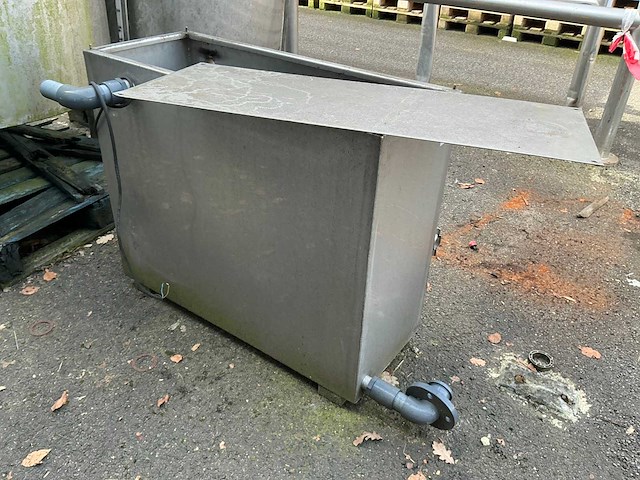 Roestvaststalen opslagtank met vlotter - afbeelding 3 van  5