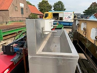 Roestvaststalen wasbak met sensorkranen - afbeelding 7 van  8