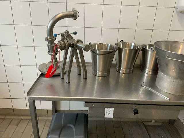 Roestvaststalen werkbank - afbeelding 3 van  5