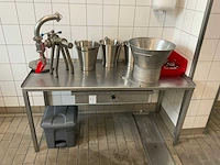 Roestvaststalen werkbank - afbeelding 2 van  5