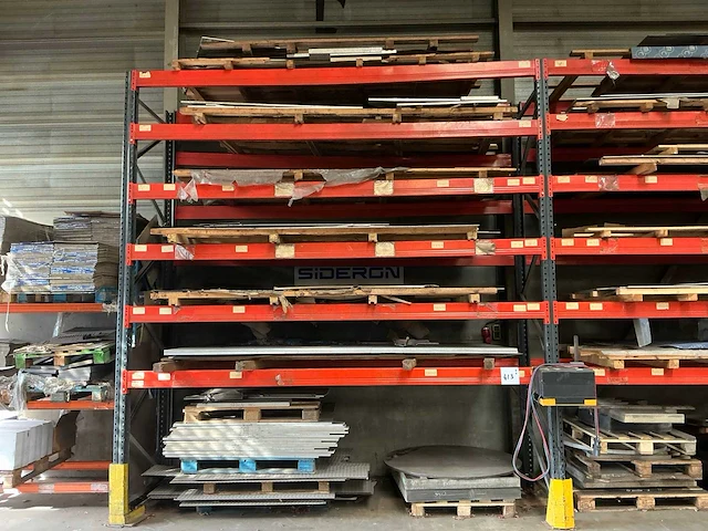 Roestvrijstaal / aluminium restant (c) - afbeelding 1 van  10