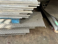 Roestvrijstaal / aluminium restant (c) - afbeelding 4 van  10