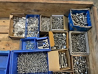 Roestvrijstaal bouten en moeren - afbeelding 2 van  5