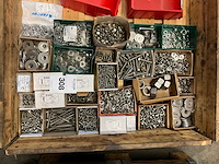 Roestvrijstaal bouten en ringen - afbeelding 1 van  4