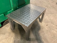 Roestvrijstalen checkerplate machine step - afbeelding 1 van  2