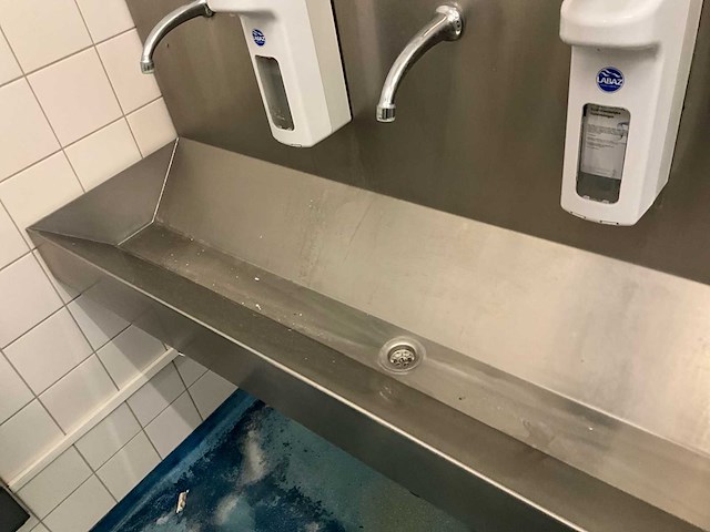 Roestvrijstalen gootsteen - afbeelding 3 van  4