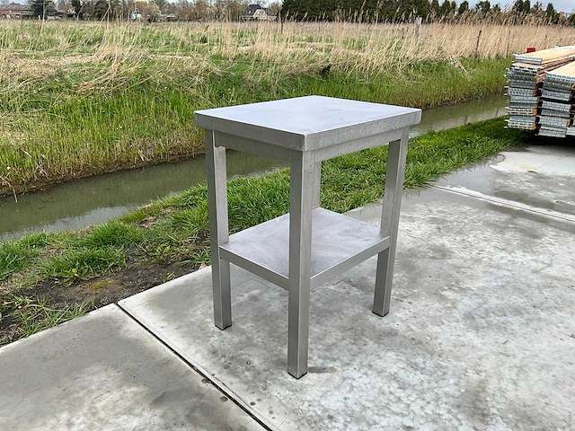 Roestvrijstalen rechthoekige tafel - afbeelding 1 van  5