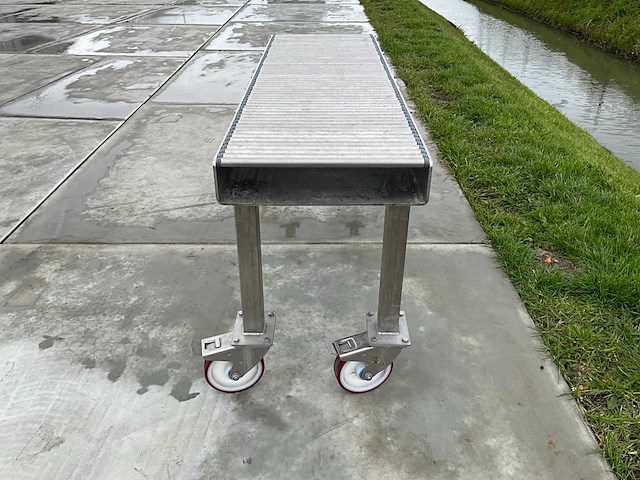 Roestvrijstalen rollertafel - afbeelding 4 van  5
