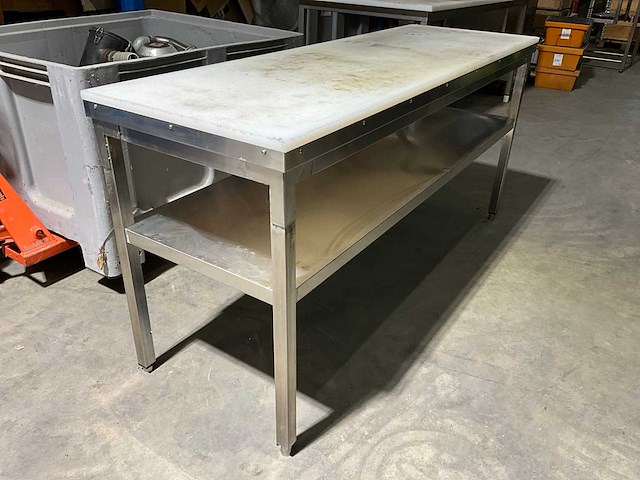 Roestvrijstalen snijtafel met onderplank - afbeelding 1 van  5