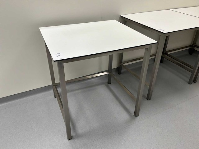 Roestvrijstalen tafel (3x) - afbeelding 2 van  2
