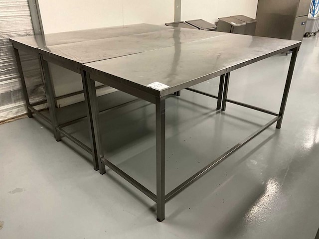 Roestvrijstalen werktafel (3x) - afbeelding 2 van  5