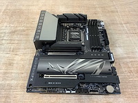 Rog crosshair x870e hero moederbord - afbeelding 1 van  7