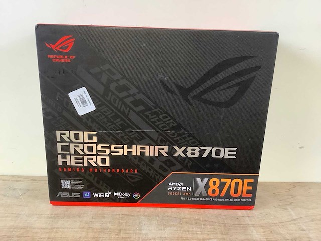 Rog crosshair x870e hero moederbord - afbeelding 2 van  7
