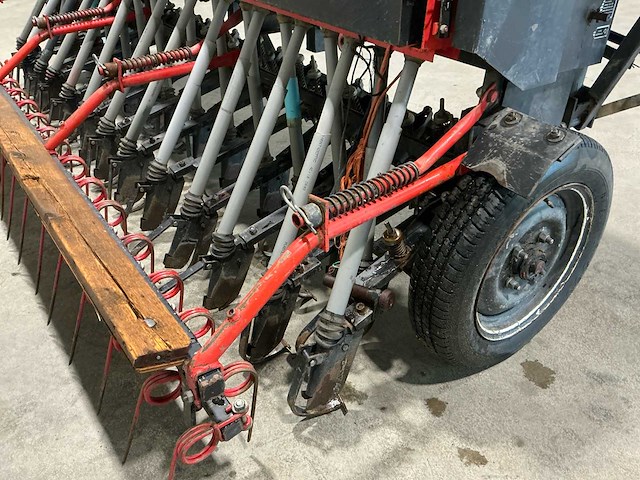 Roger xc 3000 zaaimachine - afbeelding 5 van  14