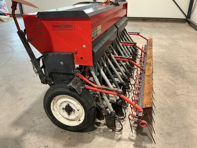 Roger xc 3000 zaaimachine - afbeelding 13 van  14