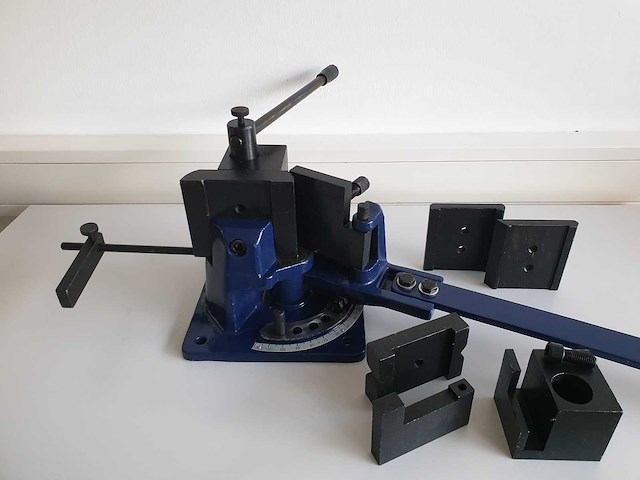 Rogi - 2024 - ub100 - universele buigmachine - afbeelding 4 van  9