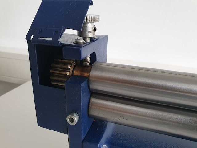 Rogi - 2025 - hr300 - 3-rollenwals - afbeelding 2 van  3