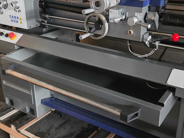 Rogi - 2025 - wm400x1000 - centerdraaibank - afbeelding 32 van  41