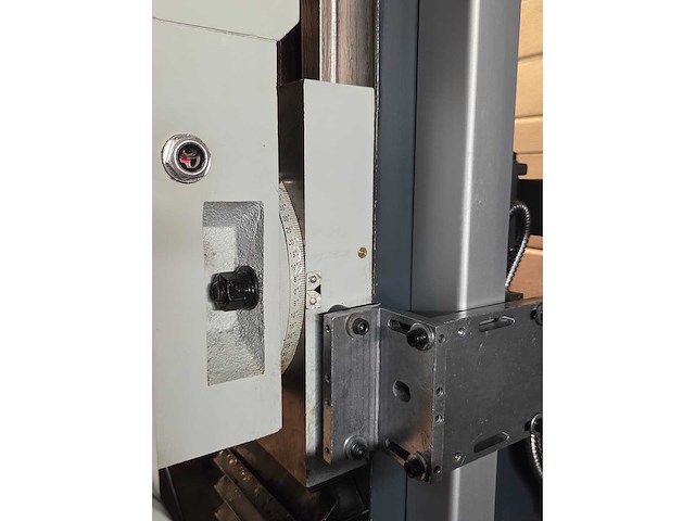 Rogi - 2025 - wmd32g - tandwiel boor-frees machine - afbeelding 18 van  35