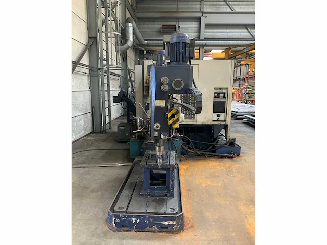 Rogi trading mrd4013 radiaalboormachine - afbeelding 3 van  6