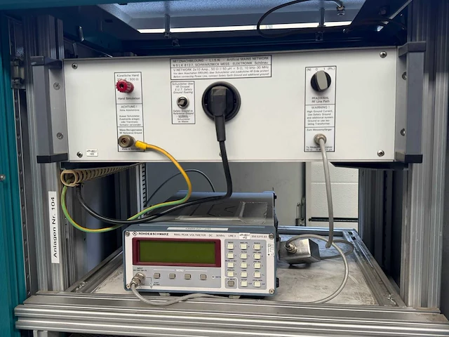 Rohde & schwarz - rms/peak voltmeter inclusief diverse. - afbeelding 5 van  5