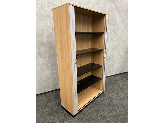 Rohde&grahl - hoge houten roldeurkast met sleutel - afbeelding 11 van  12