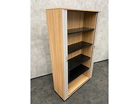 Rohde&grahl - hoge houten roldeurkast met sleutel - afbeelding 10 van  12