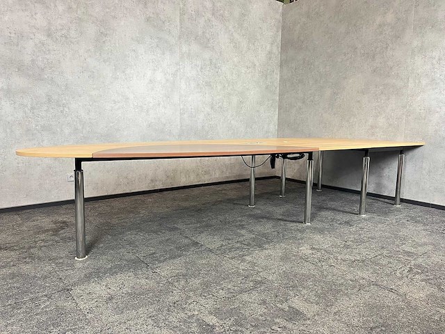 Rohde&grahl - ovale vergadertafel met wandkant 400x140 - afbeelding 3 van  10