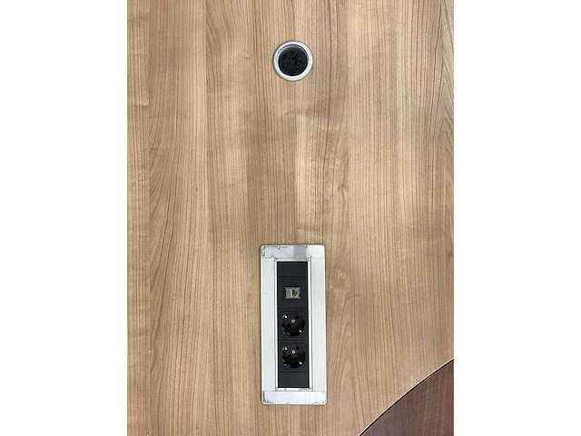 Rohde&grahl - ovale vergadertafel met wandkant 400x140 - afbeelding 6 van  10