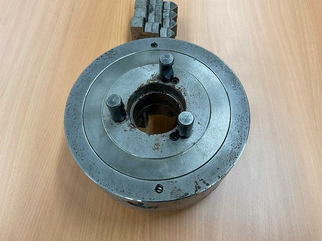 Röhm 200 zelfcentrerend 4-klauwplaat - afbeelding 3 van  4