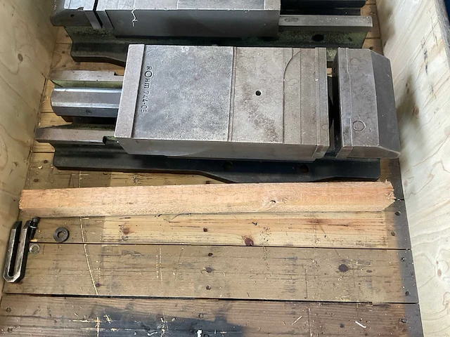 Röhm 744-05 machineklem - afbeelding 3 van  4