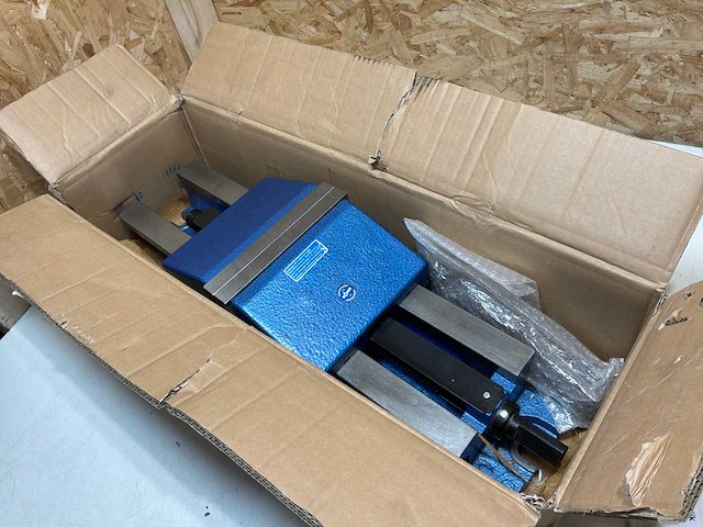 Rohm type 725 uz-5 machineklem 200x300mm zelfcentrerend - afbeelding 2 van  7