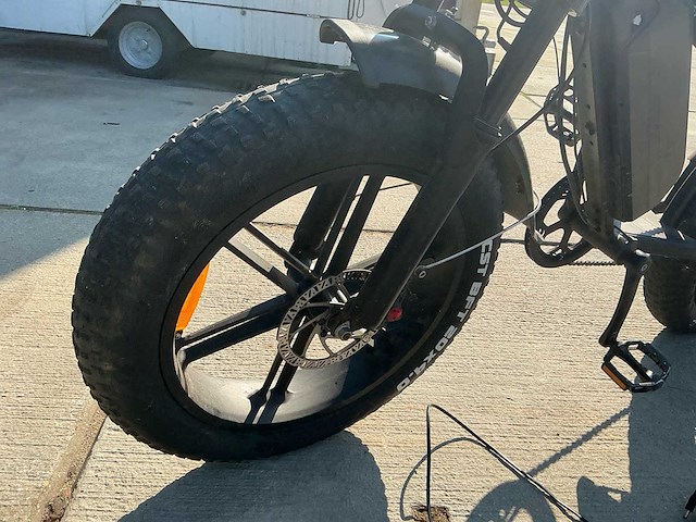 Rohs v8 fatbike en e-step - afbeelding 9 van  15